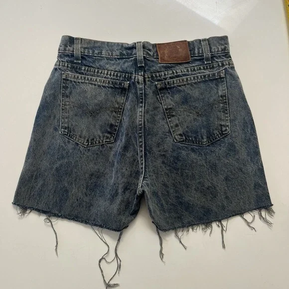 Vintage Levis Silvertab Shorts Womens 31 Blue Denim 90s Fit Booty Jorts Cowgirl - Picture 2 of 7